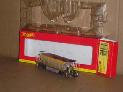 Hornby R6288B Departmental YGB Seacow weathered excellent used/unused in wrong box