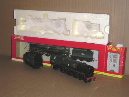 BL0174 Hornby R2528 Merchant Navy class loco 35019 excellent used boxed.