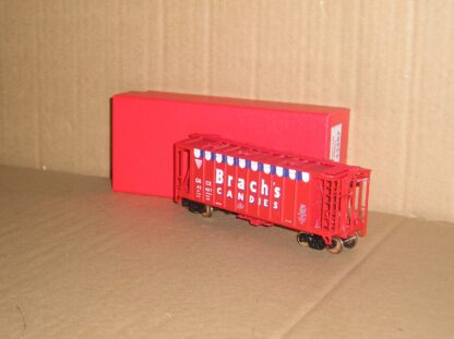 NAW0159 kitbuilt, 34' Covered Hopper Car, Brach Candy.