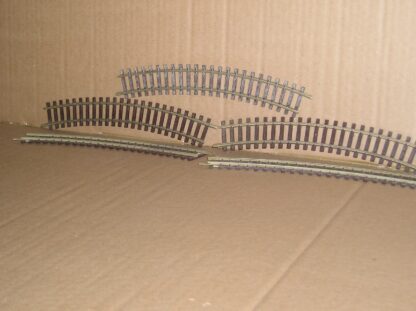 HD9020ub Hornby Dublo 2 rail half curves x 5 good used.