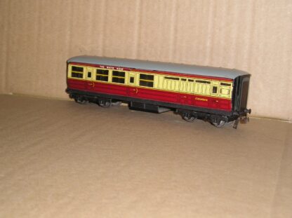 HD9021ub Hornby Dublo,Gresley ER 2nd brake E45402E good/excellent used unboxed.