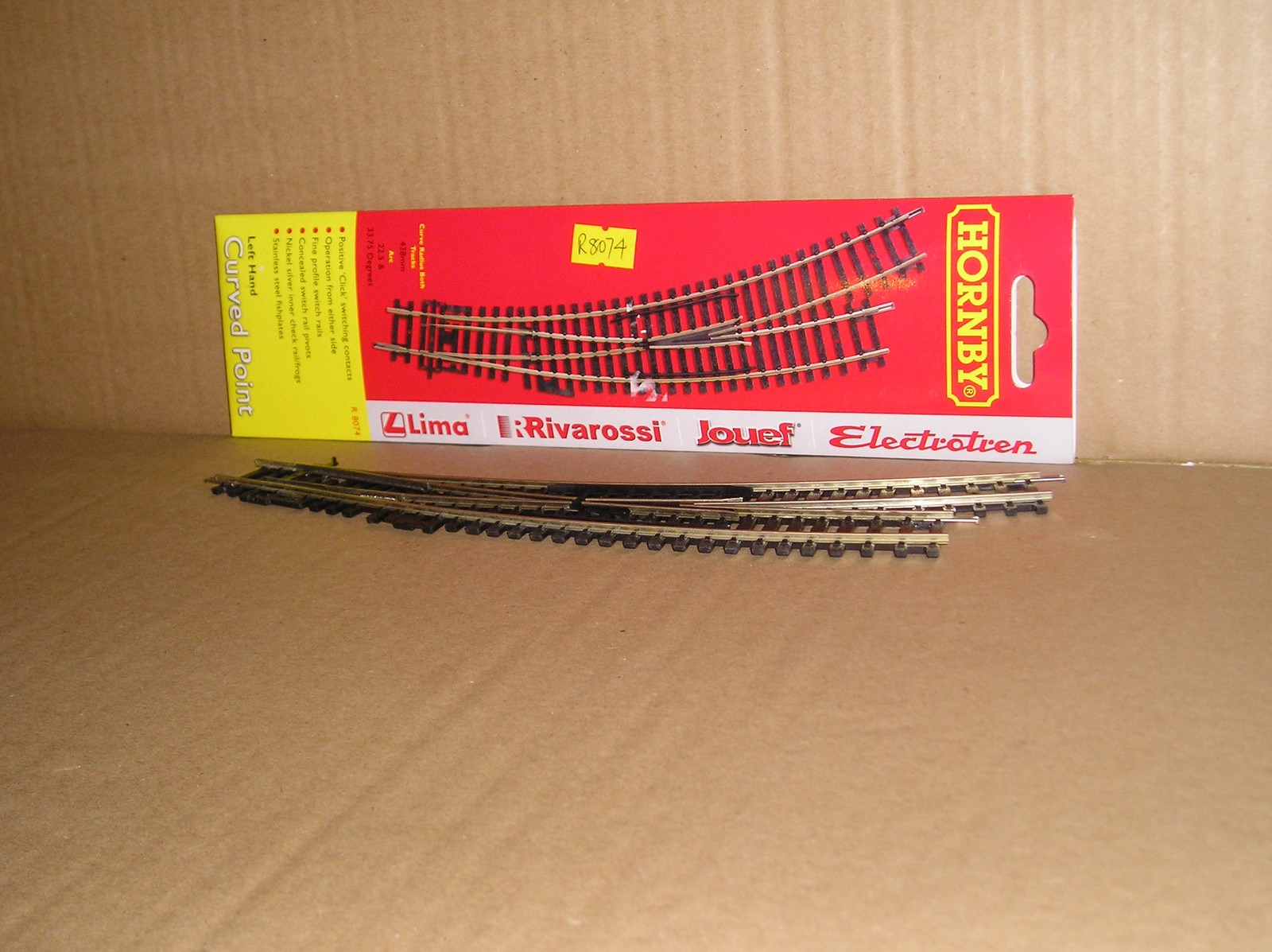 R8074 Hornby packeted Curved Left Hand point, unused. – Zetland Model ...